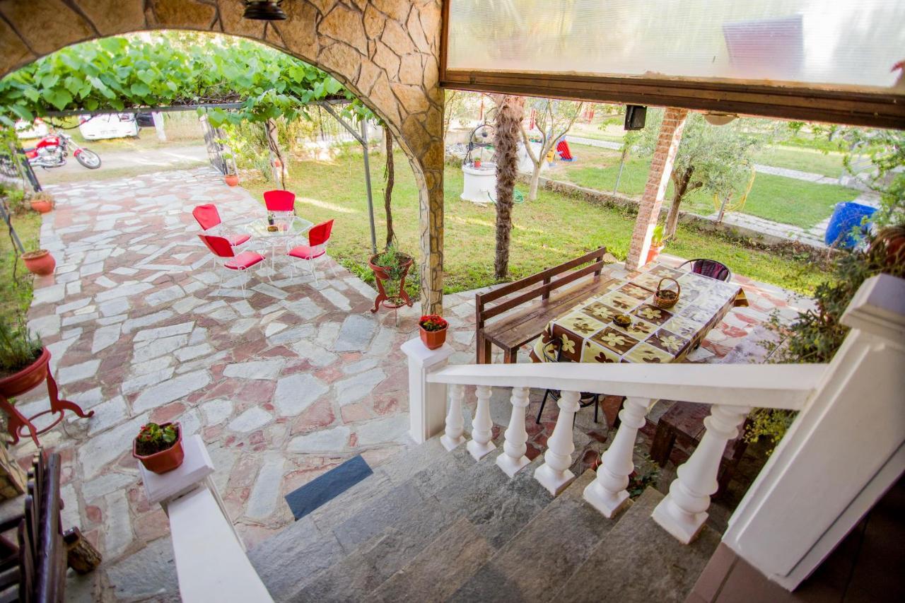 Villa Touzla Ofrínio Kültér fotó
