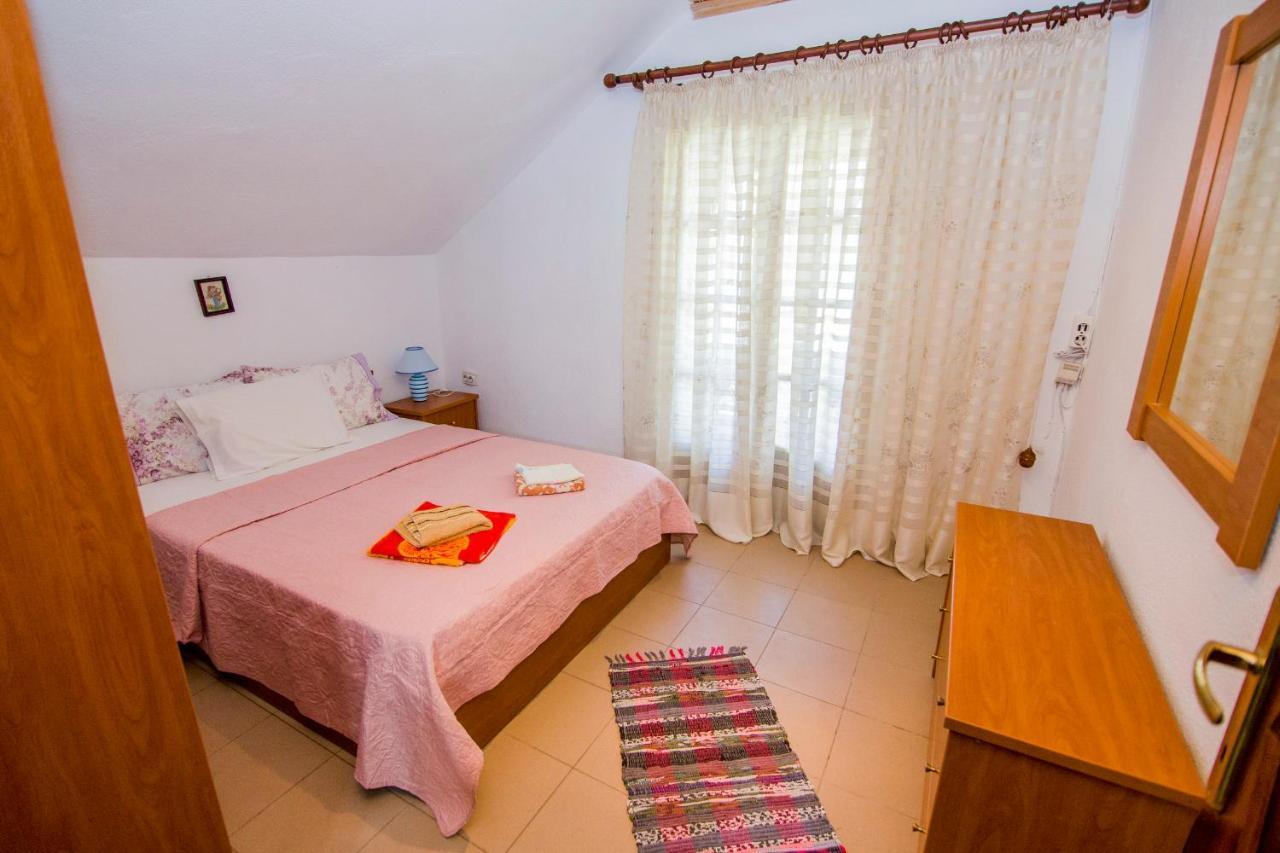 Villa Touzla Ofrínio Kültér fotó
